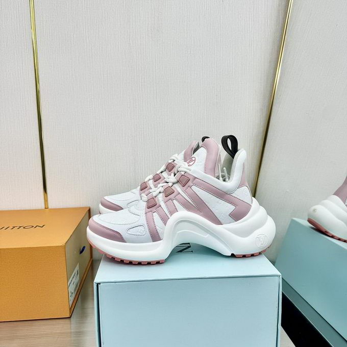 Louis Vuitton Sneakers Wmns ID:20250217-130